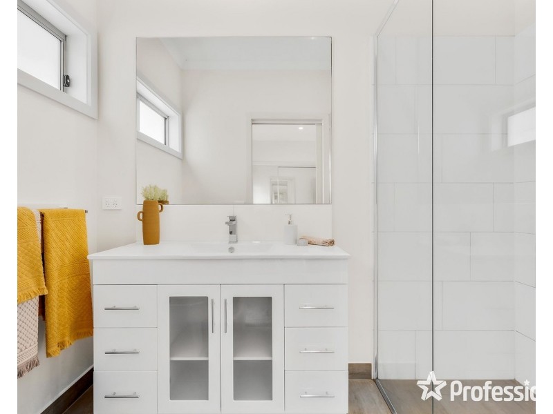 3 Panorama Close, Yarra Glen VIC 3775