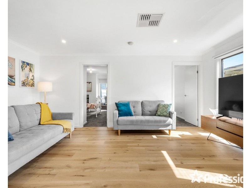 40 Morokai Grove, Lilydale VIC 3140