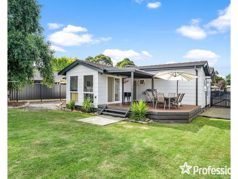 40 Morokai Grove, Lilydale VIC 3140