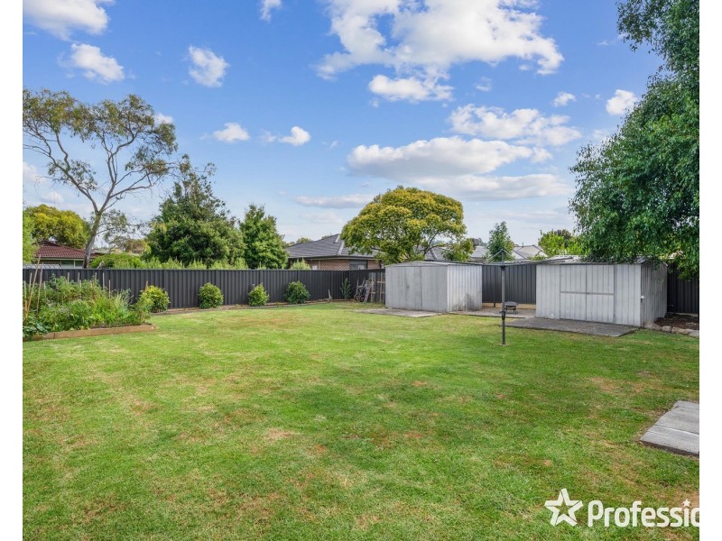 40 Morokai Grove, Lilydale VIC 3140