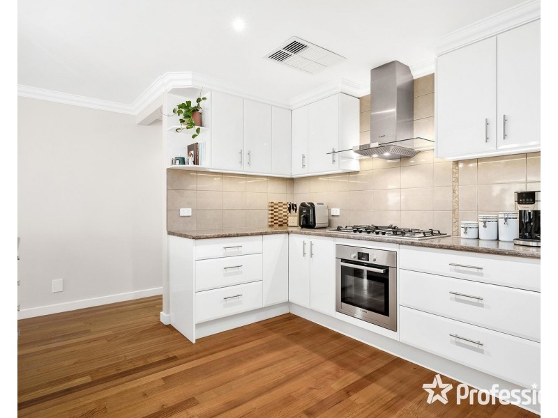 12a Kathy Court, Mooroolbark VIC 3138