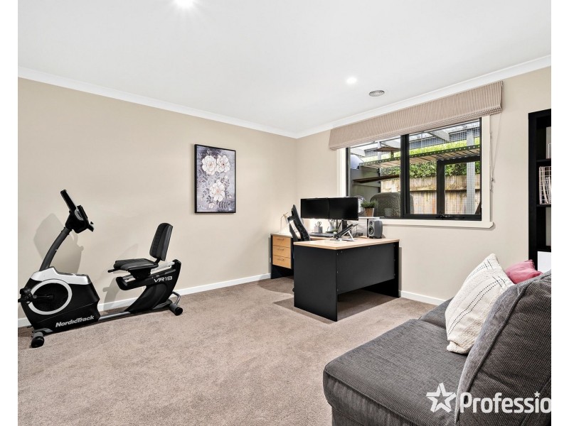 12a Kathy Court, Mooroolbark VIC 3138