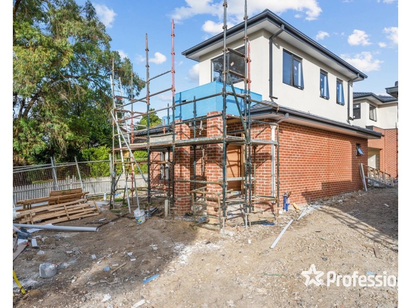 1 & 3/65 Croydondale Drive, Mooroolbark VIC 3138