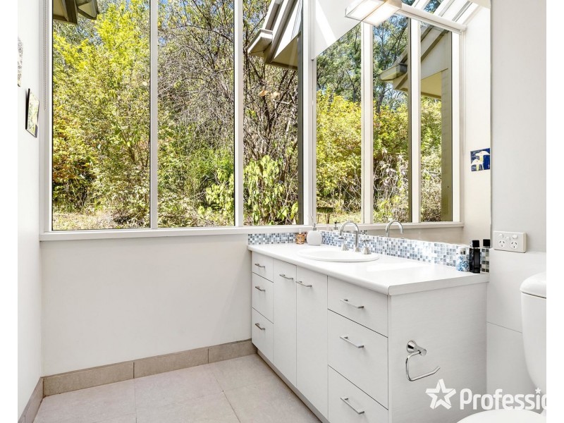 460 Lusatia Park Road, Hoddles Creek VIC 3139