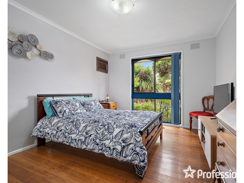11 Warruga Court, Croydon VIC 3136