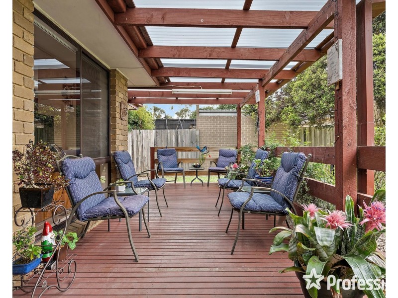 11 Warruga Court, Croydon VIC 3136