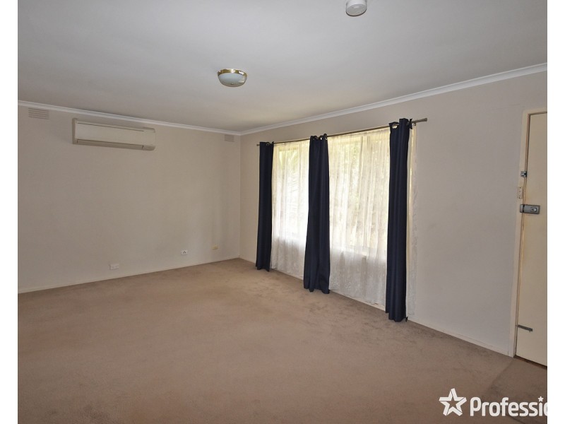 4/16 Newman Road, Mooroolbark VIC 3138