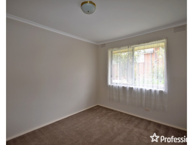 4/16 Newman Road, Mooroolbark VIC 3138