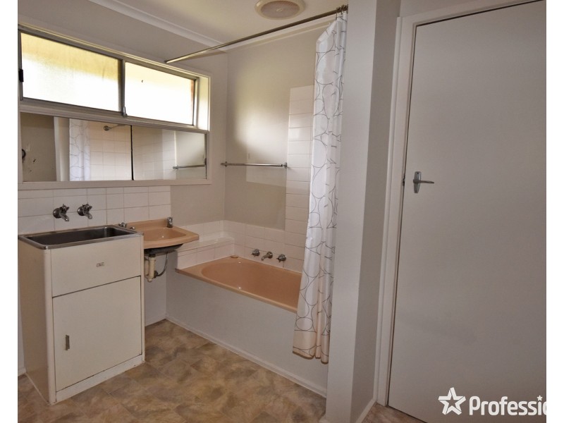 4/16 Newman Road, Mooroolbark VIC 3138