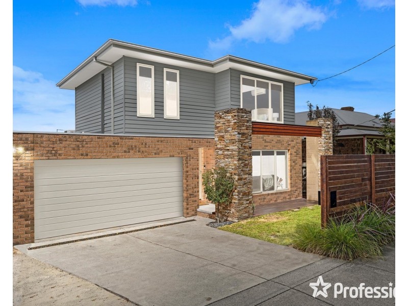 34 Cave Hill Road, Lilydale VIC 3140