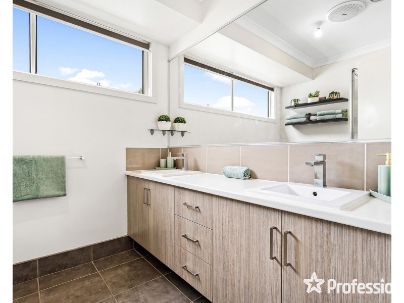 34 Cave Hill Road, Lilydale VIC 3140