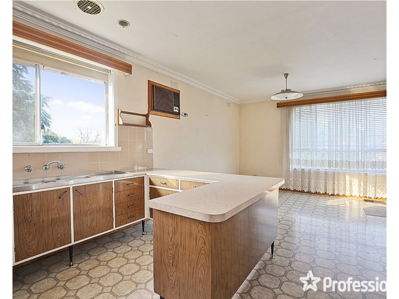 13 Towers Road, Lilydale VIC 3140