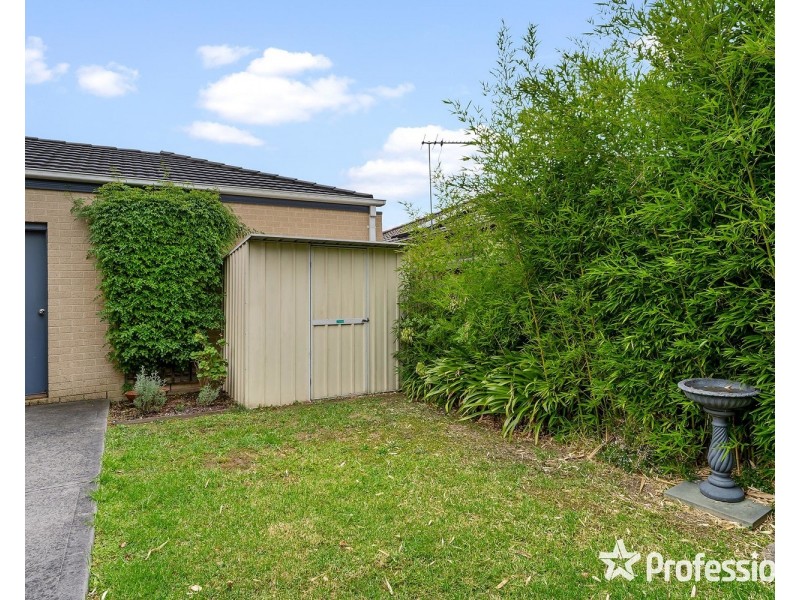 2 Tanika Circuit, Croydon VIC 3136