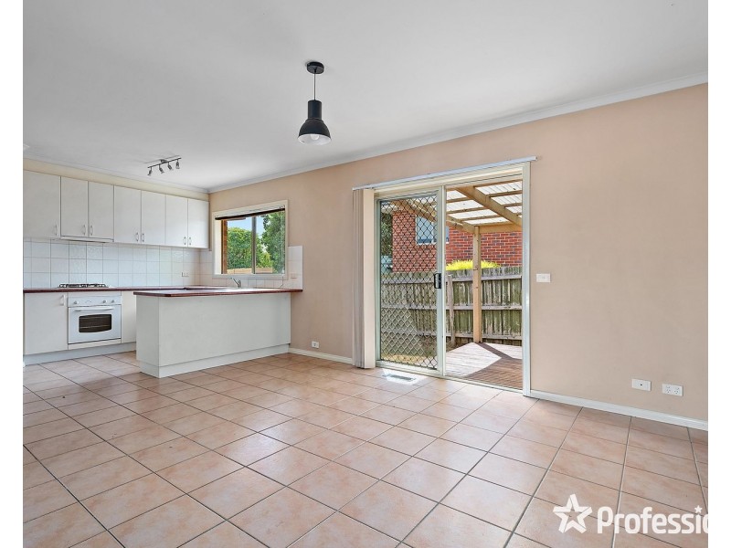 7 Winyard Drive, Mooroolbark VIC 3138