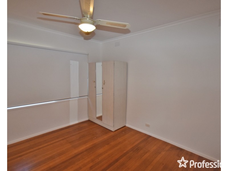 9 Carawa Street, Mooroolbark VIC 3138