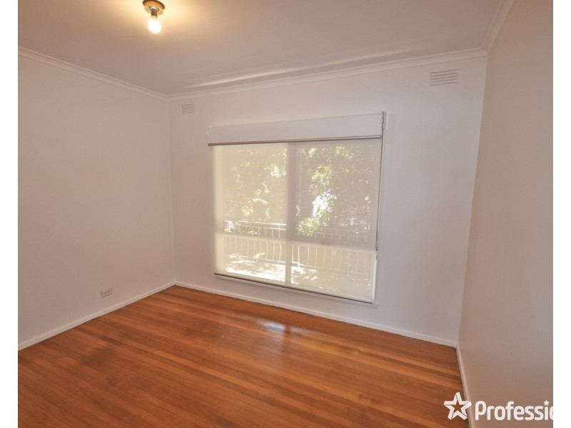 9 Carawa Street, Mooroolbark VIC 3138