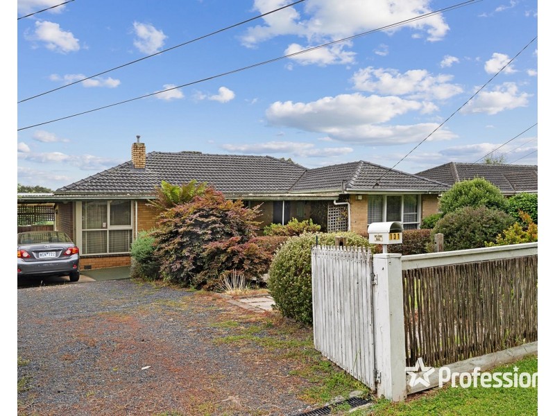 131 Cambridge Road, Mooroolbark VIC 3138