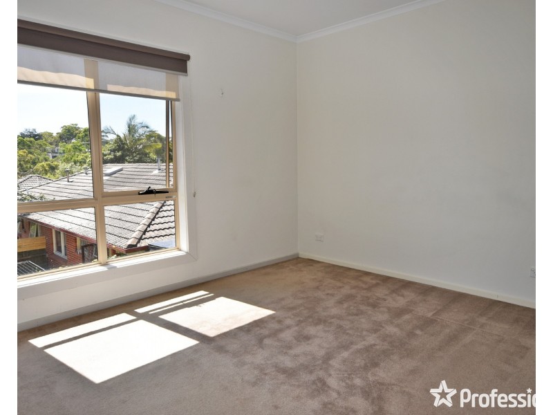 16/12-18 Bourke Street, Ringwood VIC 3134