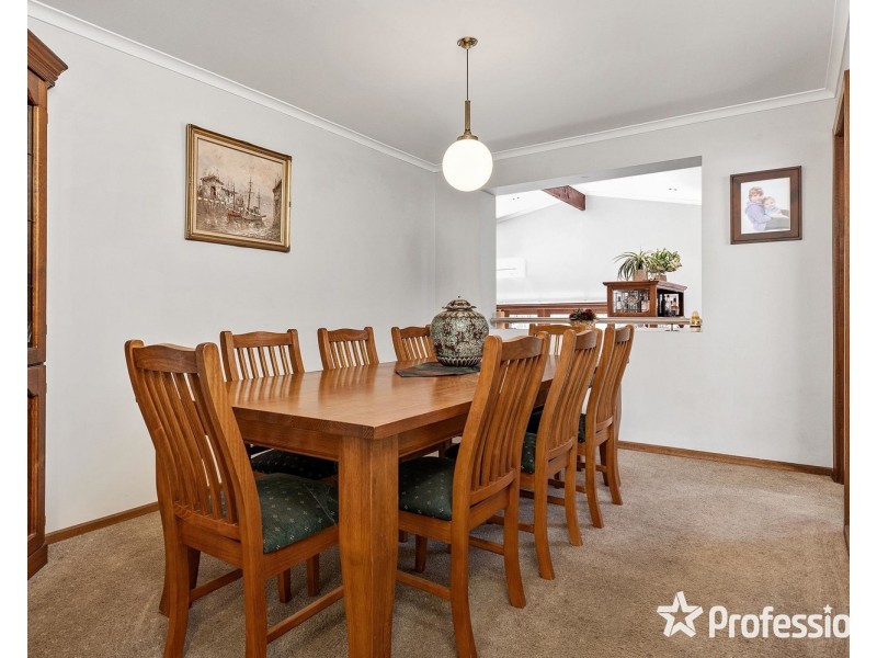 73-75 Pine Road, Mooroolbark VIC 3138