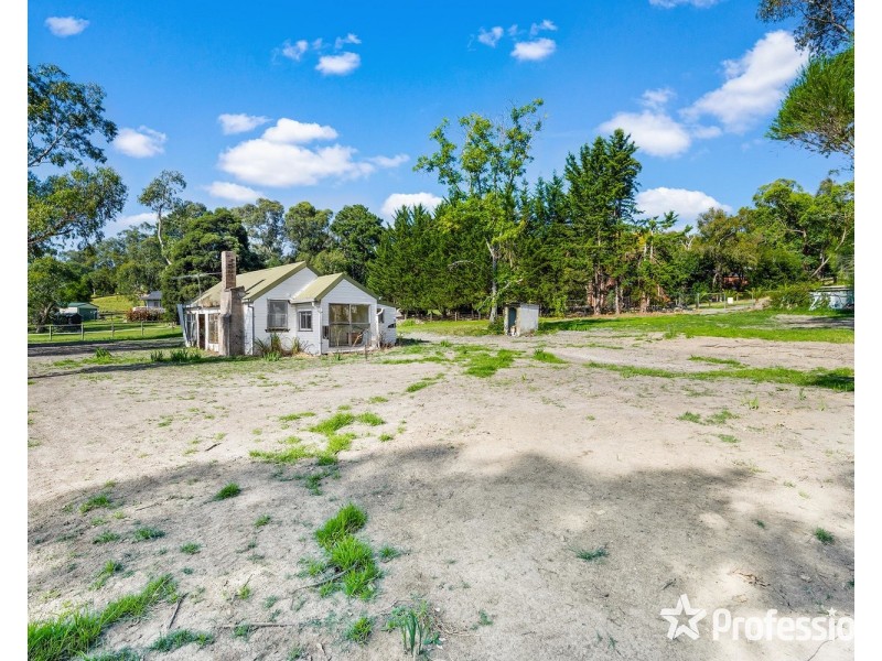 21a Charles Road, Lilydale VIC 3140