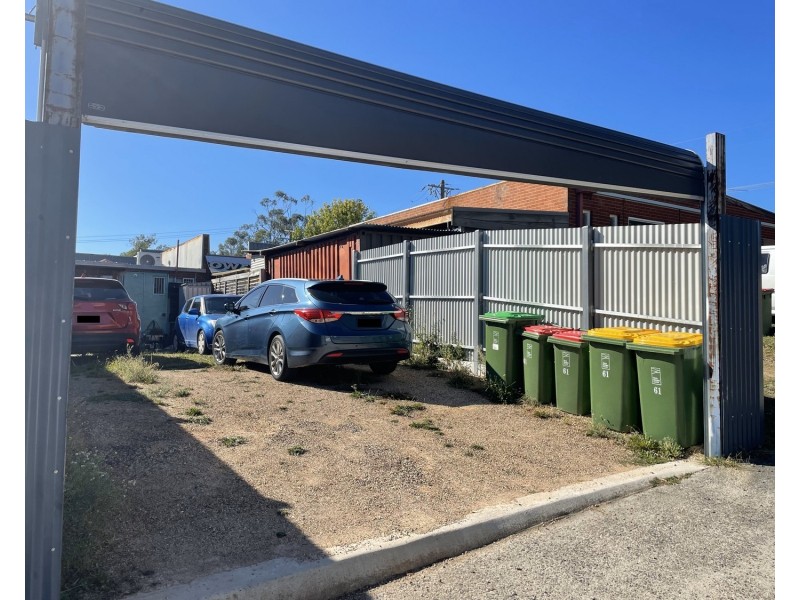 61 Hawthory, Kilsyth VIC 3137