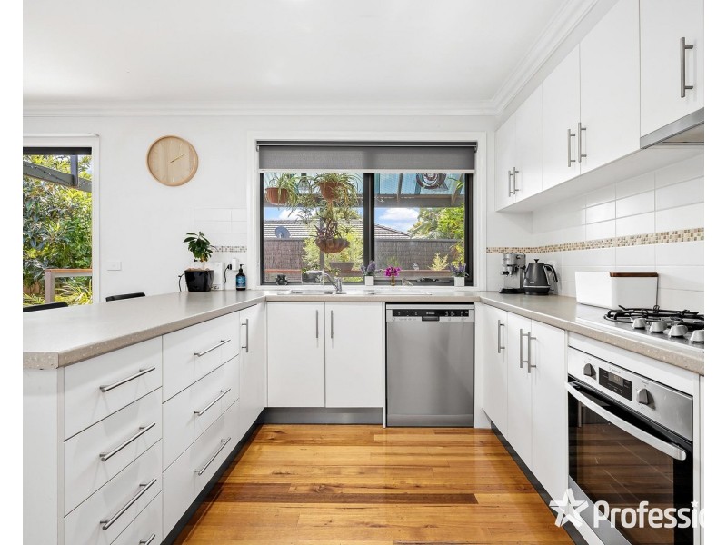 43a Geoffrey Drive, Kilsyth VIC 3137