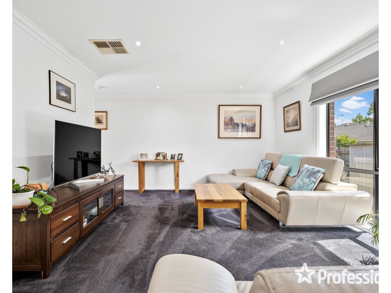 43a Geoffrey Drive, Kilsyth VIC 3137