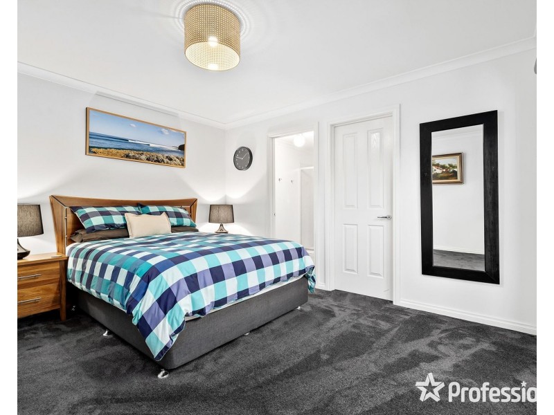 43a Geoffrey Drive, Kilsyth VIC 3137