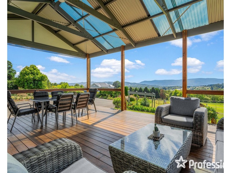 75 De Lancey Road, Wandin North VIC 3139