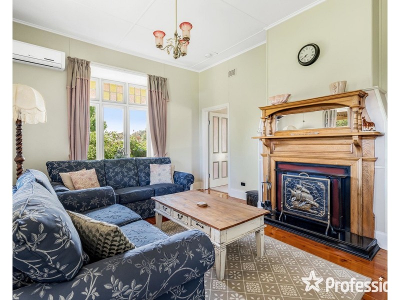 75 De Lancey Road, Wandin North VIC 3139