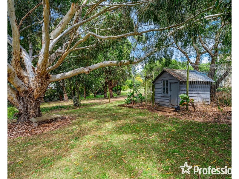 75 De Lancey Road, Wandin North VIC 3139