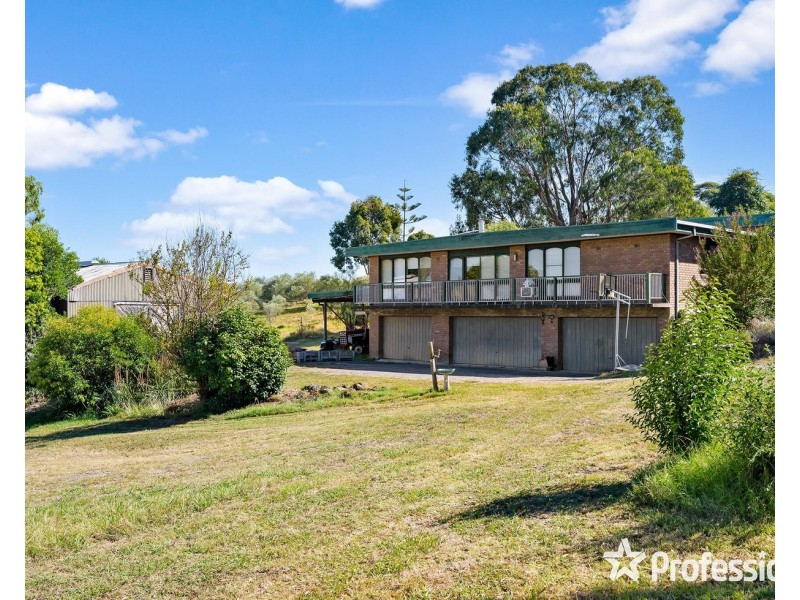 8 Rudduck Lane, Coldstream VIC 3770