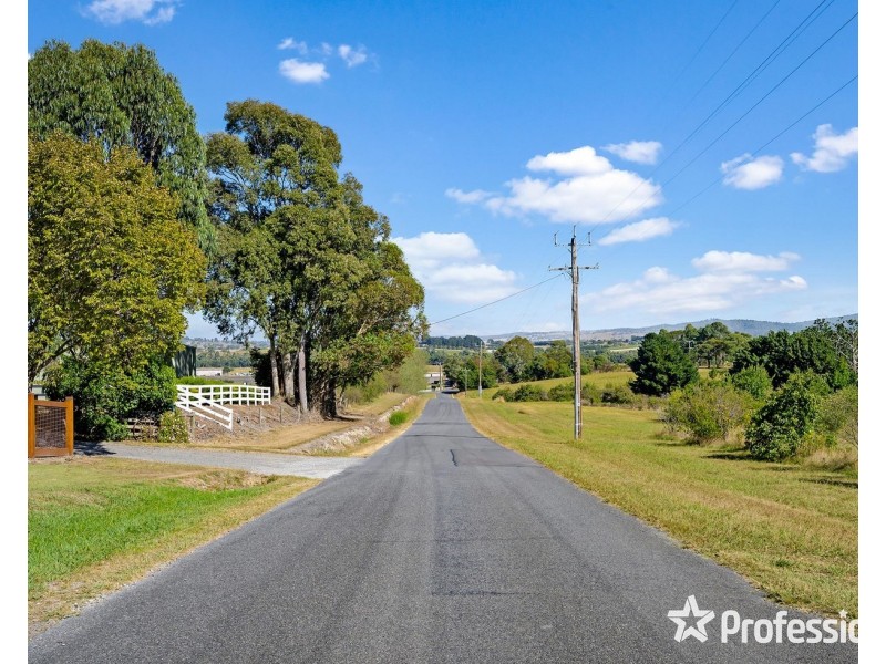8 Rudduck Lane, Coldstream VIC 3770