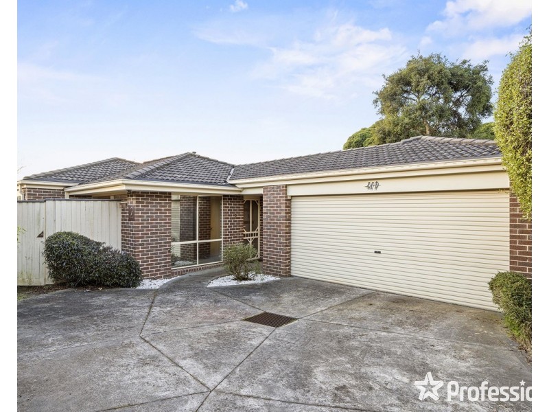 2/17 Wimbledon Court, Mooroolbark VIC 3138