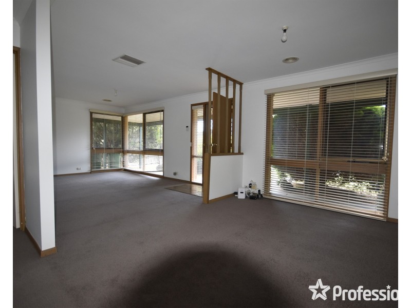 32 Keswick Crescent, Bayswater North VIC 3153