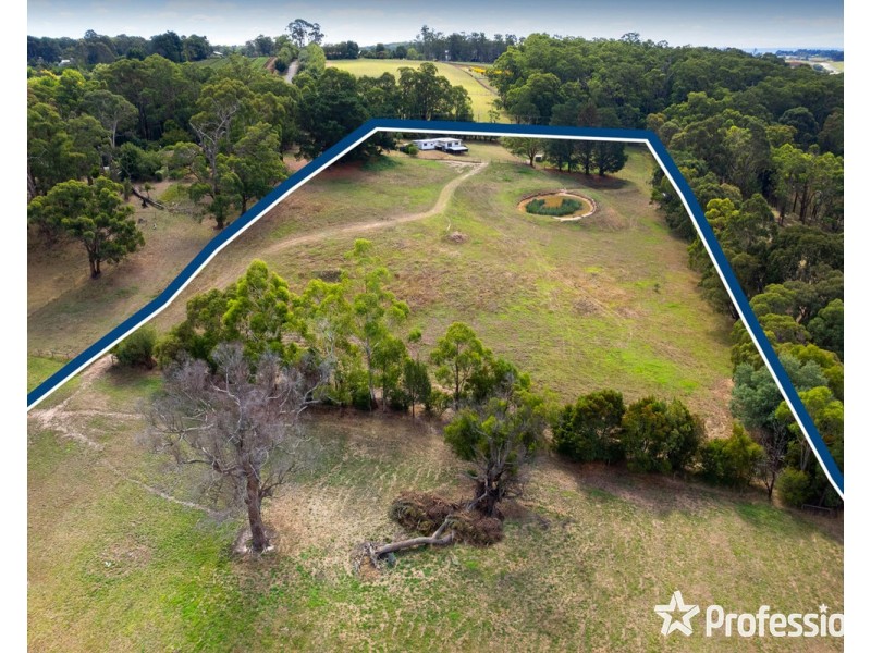 36 Beveridge Road, Silvan VIC 3795
