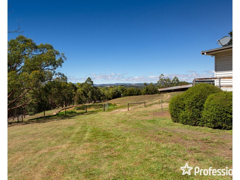 36 Beveridge Road, Silvan VIC 3795