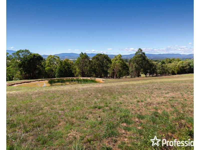 36 Beveridge Road, Silvan VIC 3795