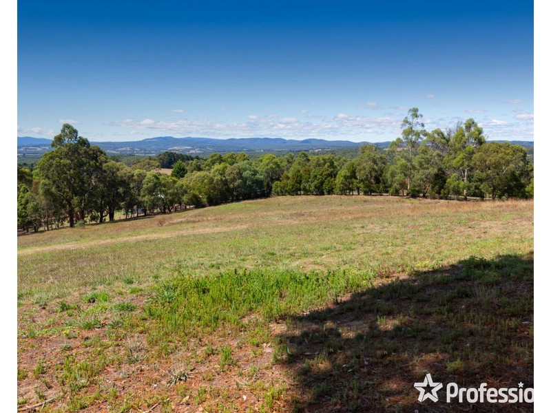 36 Beveridge Road, Silvan VIC 3795