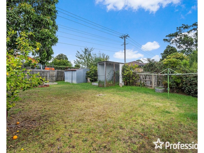 37 Glen Dhu Road, Kilsyth VIC 3137