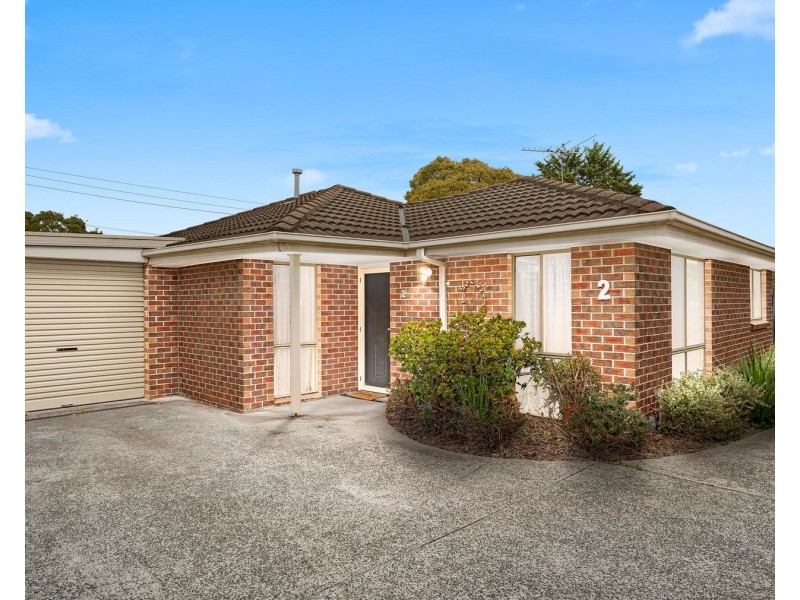 2/4 Colchester Road, Kilsyth VIC 3137
