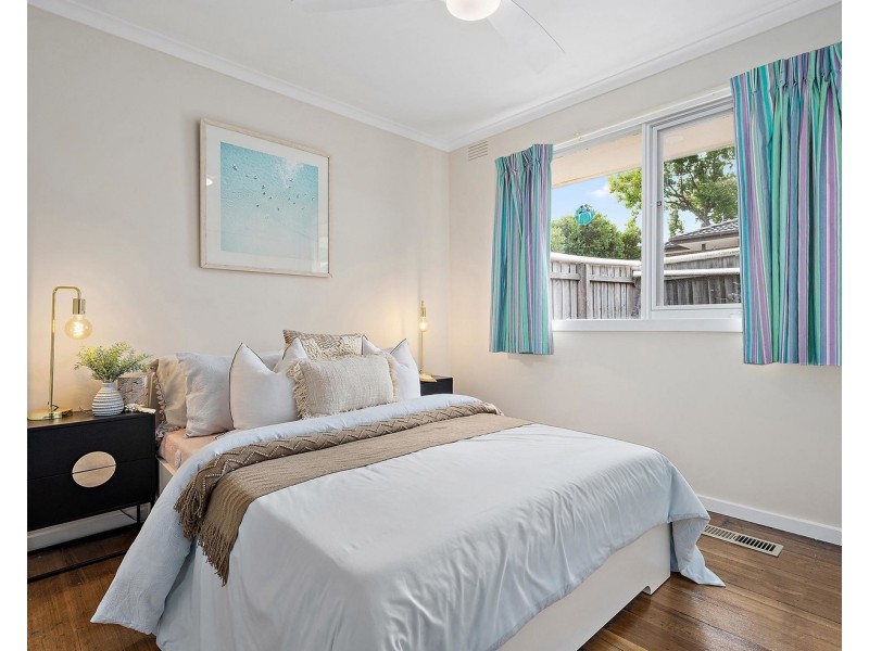 1/42 Zina Grove, Mooroolbark VIC 3138