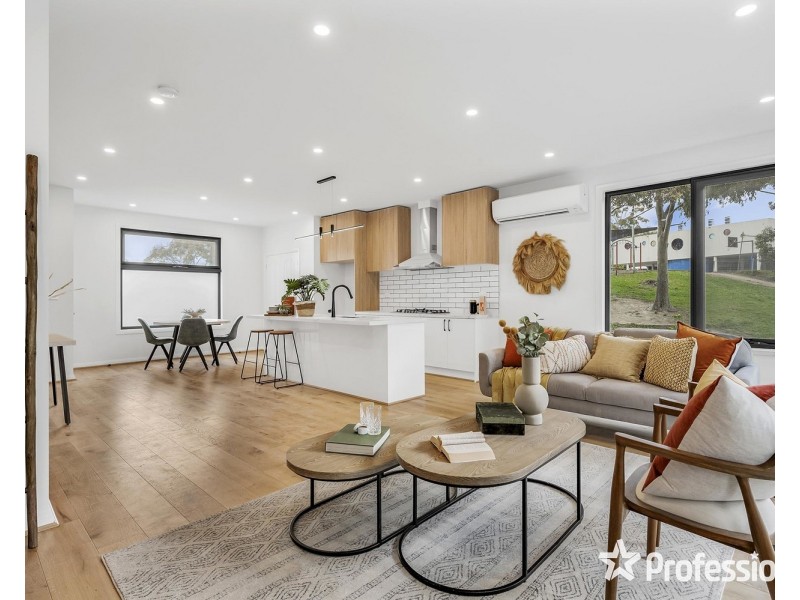 7/12 Cardigan Road, Mooroolbark VIC 3138