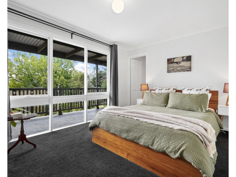 43 Old Warburton Highway, Seville East VIC 3139