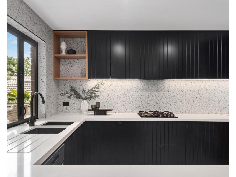 27 Great Oak Court, Mooroolbark VIC 3138