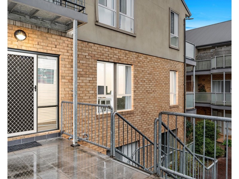 56/13-15 Hewish Road, Croydon VIC 3136