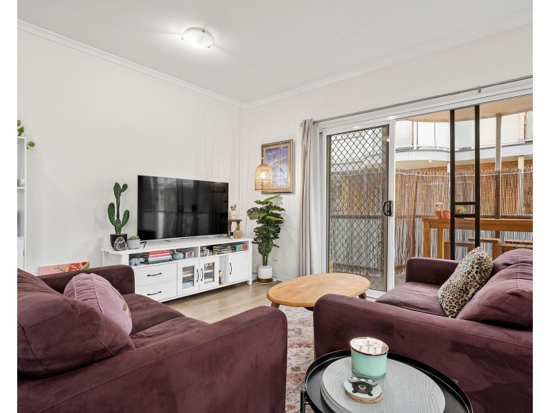 56/13-15 Hewish Road, Croydon VIC 3136