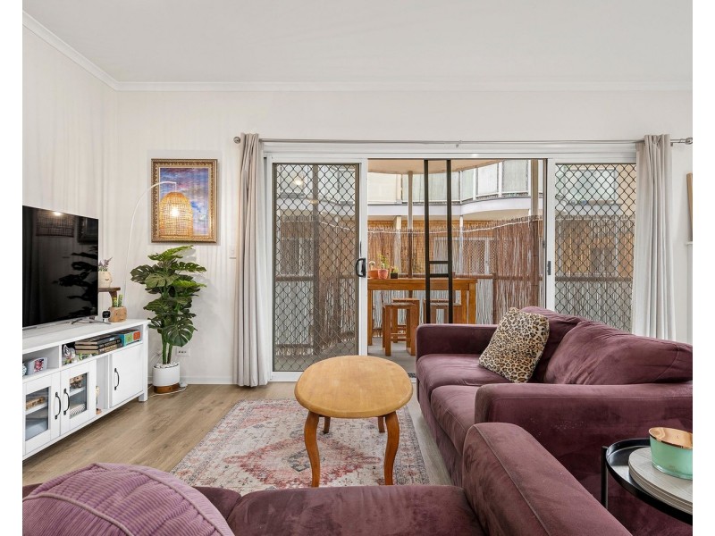 56/13-15 Hewish Road, Croydon VIC 3136