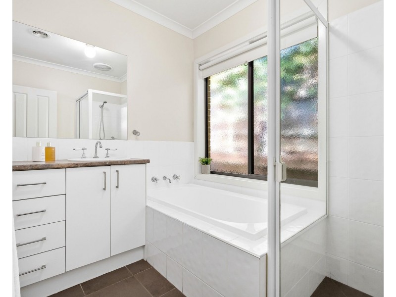 88a Cardigan Road, Mooroolbark VIC 3138
