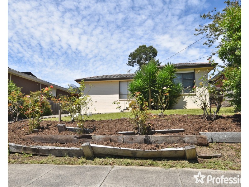 18 Bowen Road, Lilydale VIC 3140